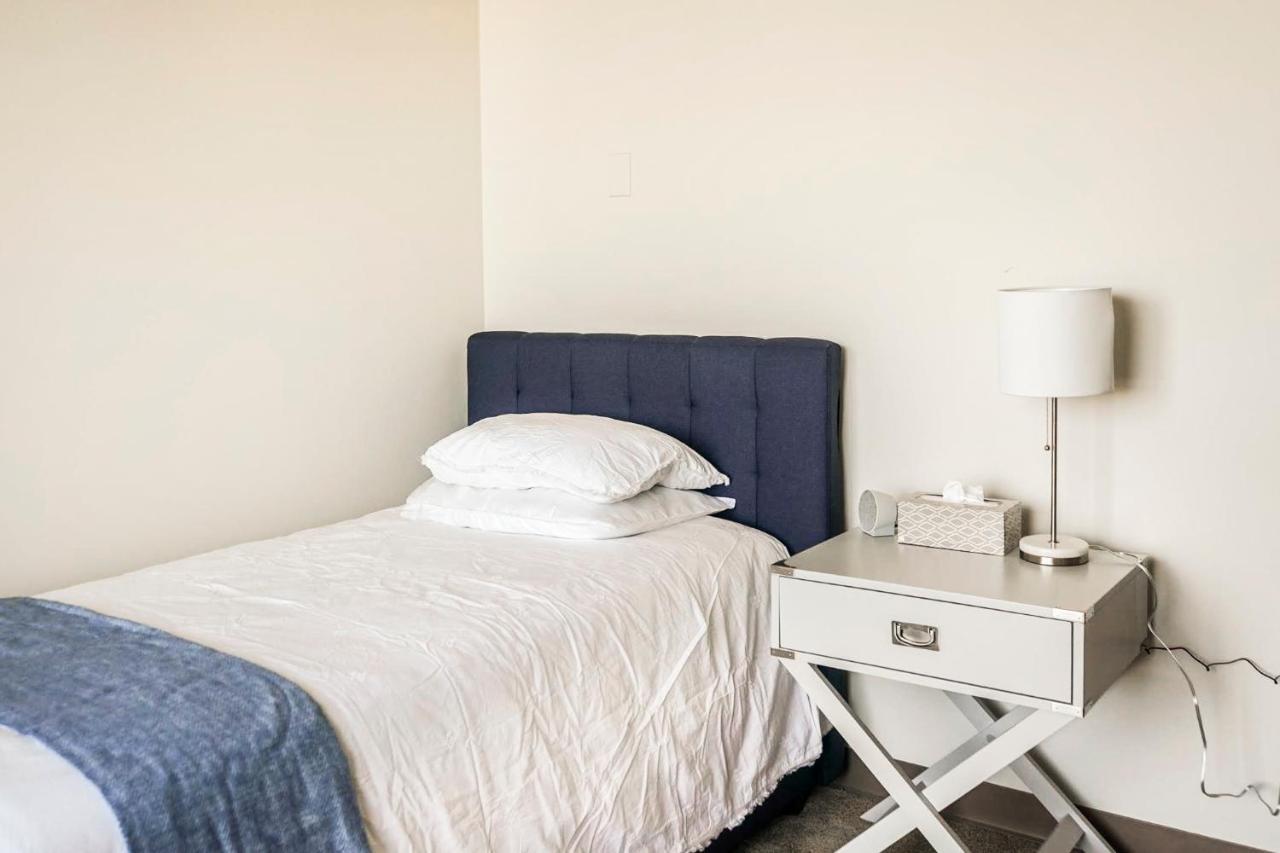 Short Term Rentals At The Park At Trowbridge Senior Community Southfield Zewnętrze zdjęcie