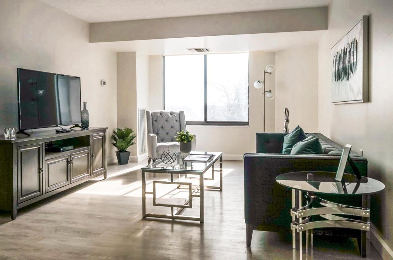 Short Term Rentals At The Park At Trowbridge Senior Community Southfield Zewnętrze zdjęcie