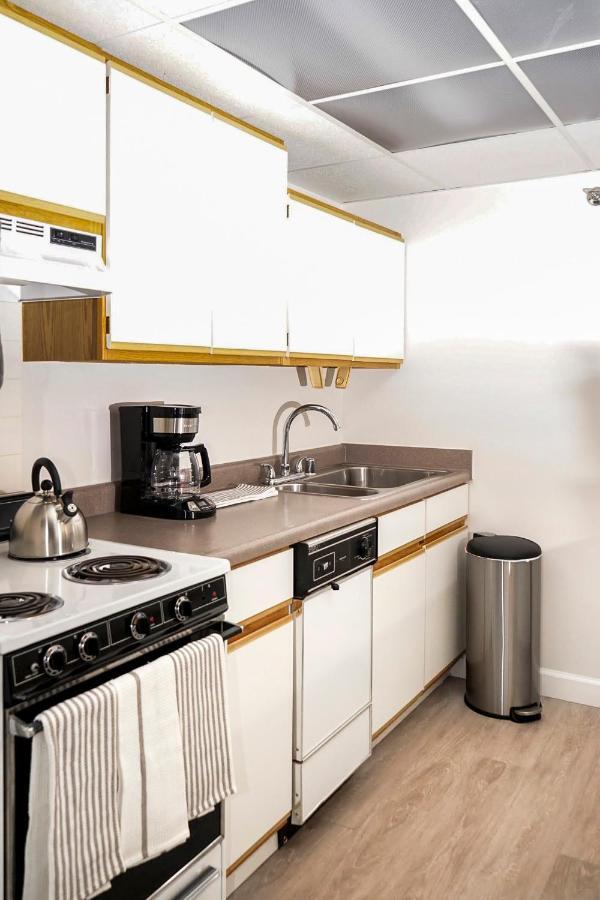Short Term Rentals At The Park At Trowbridge Senior Community Southfield Zewnętrze zdjęcie