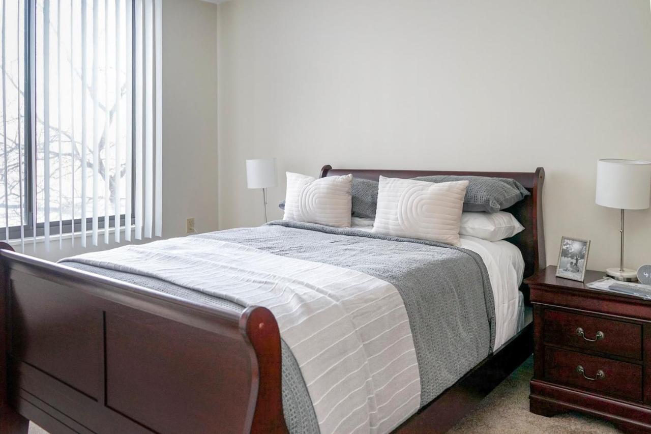 Short Term Rentals At The Park At Trowbridge Senior Community Southfield Zewnętrze zdjęcie